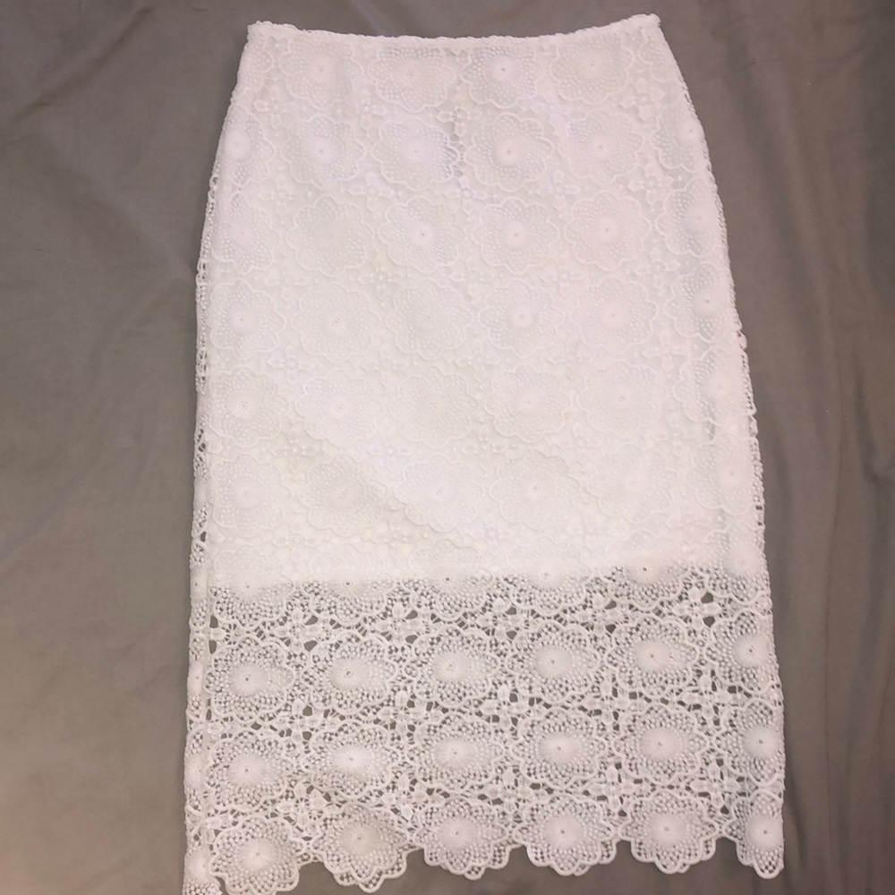 beautiful knee length crochet skirt